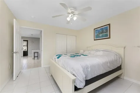 5041 N Beach Road Englewood FL 34223