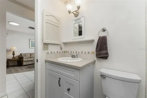 5041 N Beach Road Englewood FL 34223