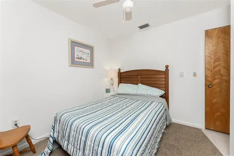 5041 N Beach Road Englewood FL 34223