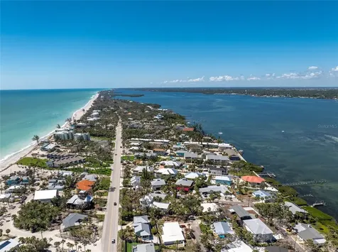5041 N Beach Road Englewood FL 34223
