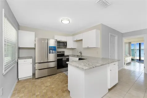 5041 N Beach Road Englewood FL 34223