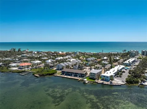 5041 N Beach Road Englewood FL 34223