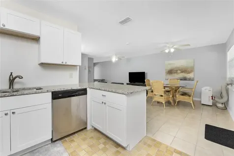 5041 N Beach Road Englewood FL 34223
