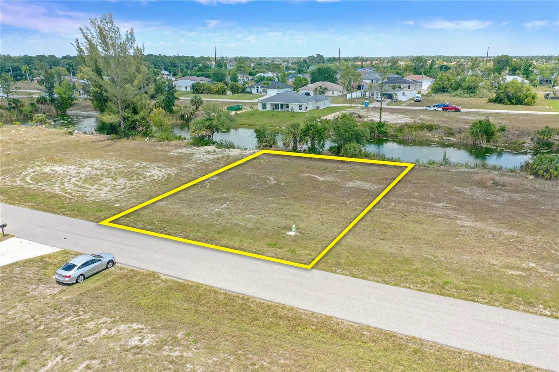 3023 NE 5th Place Cape Coral FL 33909