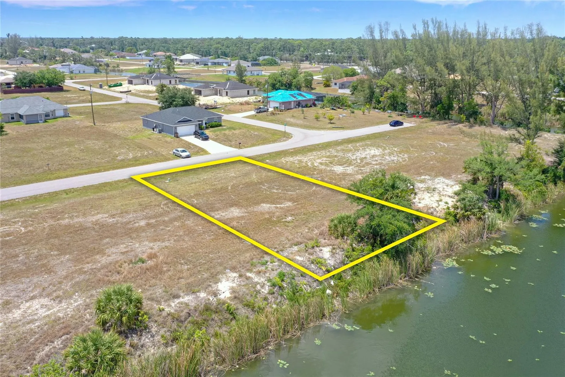 3023 NE 5th Place Cape Coral FL 33909