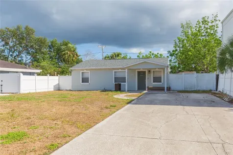 4714 W Lawn Avenue Tampa FL 33611