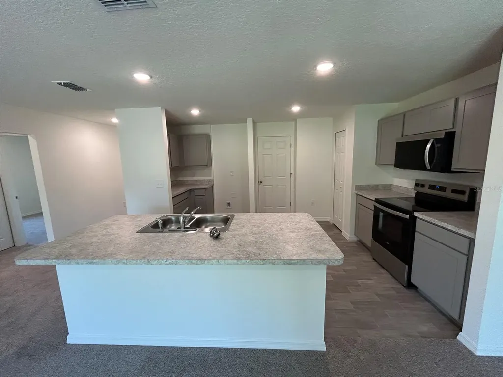 2 Zodiacal Place Palm Coast FL 32164