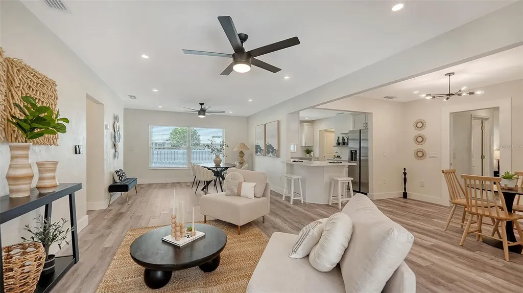 2825 Pinecrest Street Sarasota FL 34239