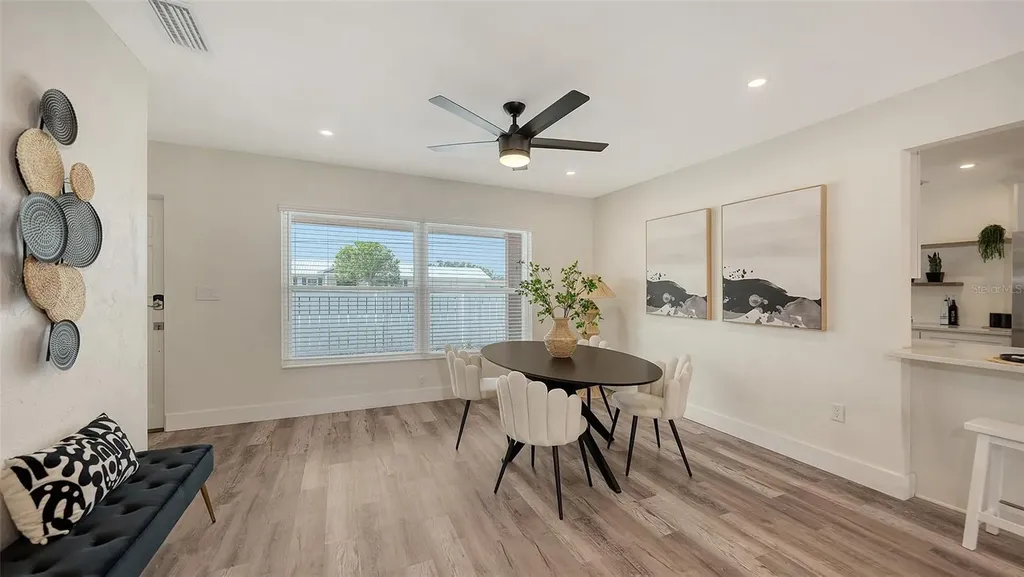 2825 Pinecrest Street Sarasota FL 34239