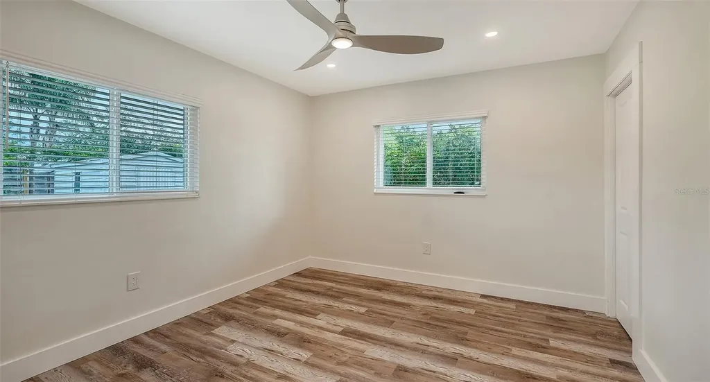 2825 Pinecrest Street Sarasota FL 34239