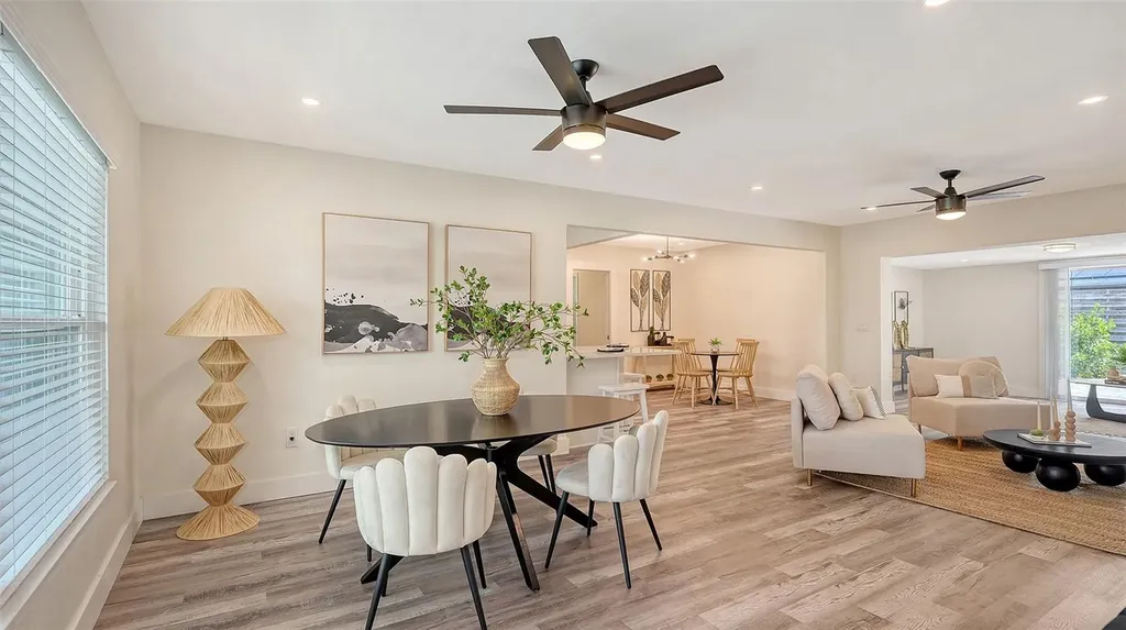 2825 Pinecrest Street Sarasota FL 34239