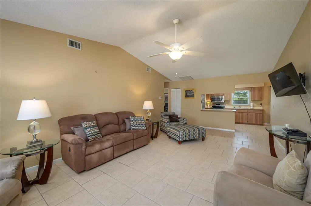 3245 Prairie Dunes Circle E Lakeland FL 33810