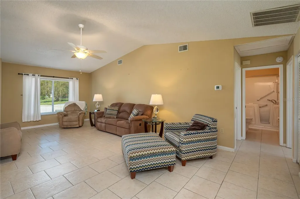 3245 Prairie Dunes Circle E Lakeland FL 33810