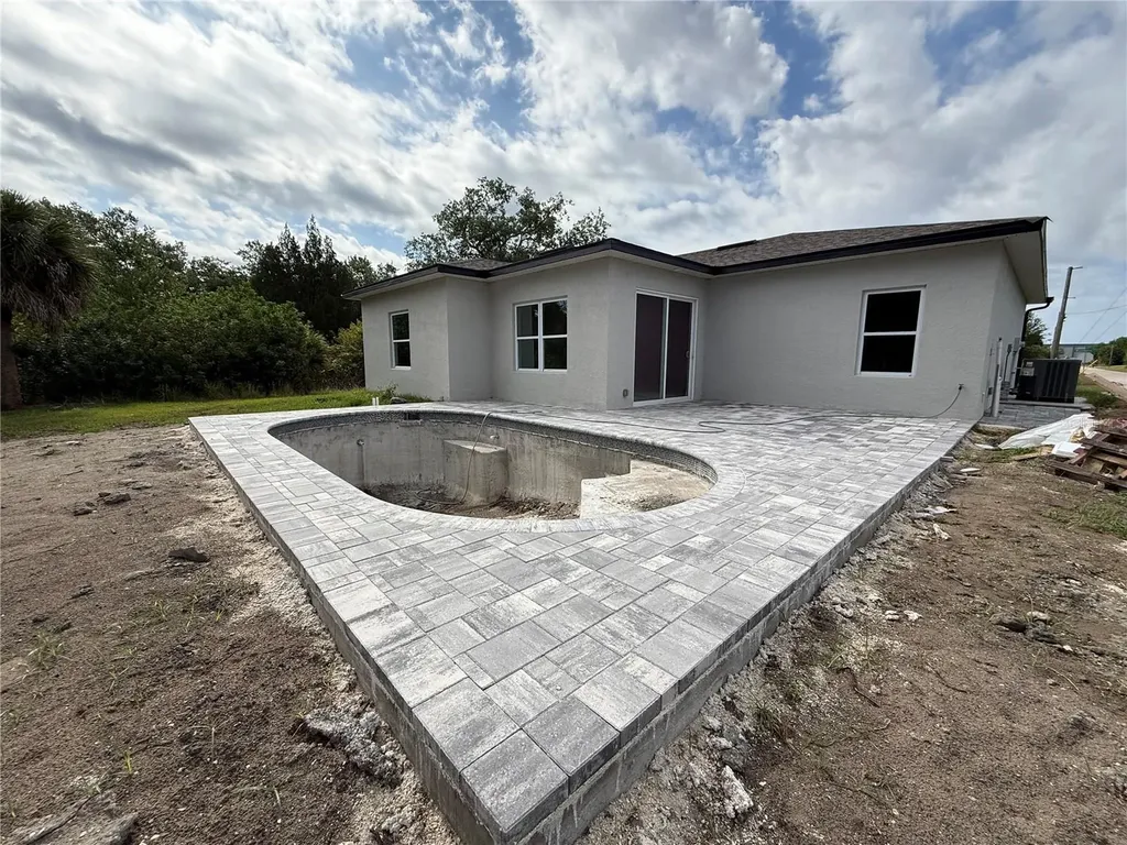 19092 Woodbine Avenue Port Charlotte FL 33954