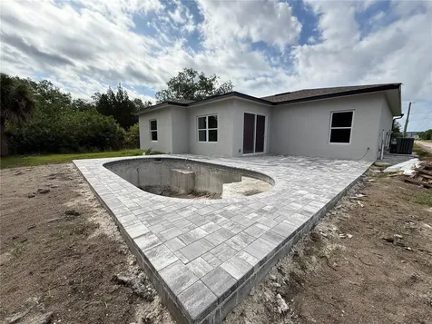 19092 Woodbine Avenue Port Charlotte FL 33954