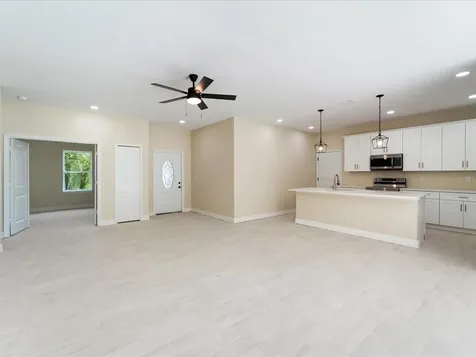 19092 Woodbine Avenue Port Charlotte FL 33954