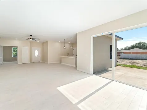 19092 Woodbine Avenue Port Charlotte FL 33954