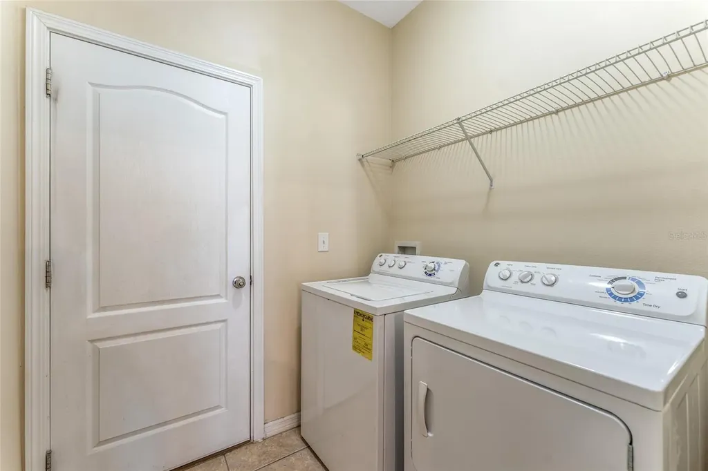 2637 Yukon Cliff Drive Ruskin FL 33570