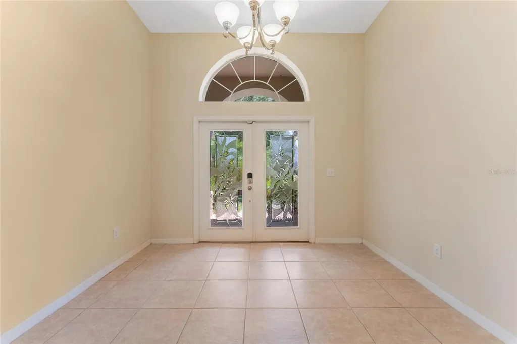 2637 Yukon Cliff Drive Ruskin FL 33570