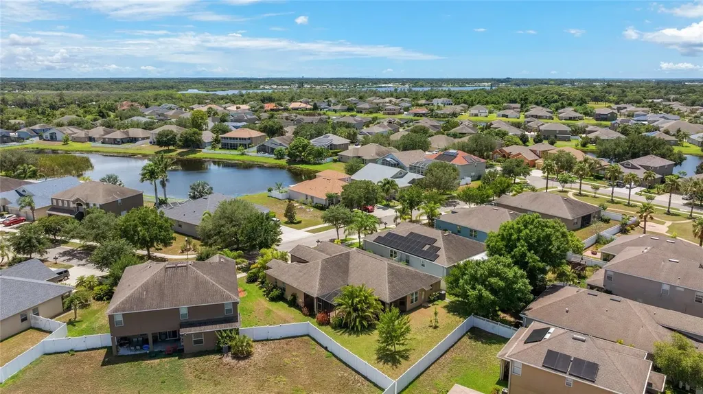 2637 Yukon Cliff Drive Ruskin FL 33570