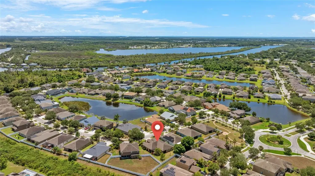 2637 Yukon Cliff Drive Ruskin FL 33570