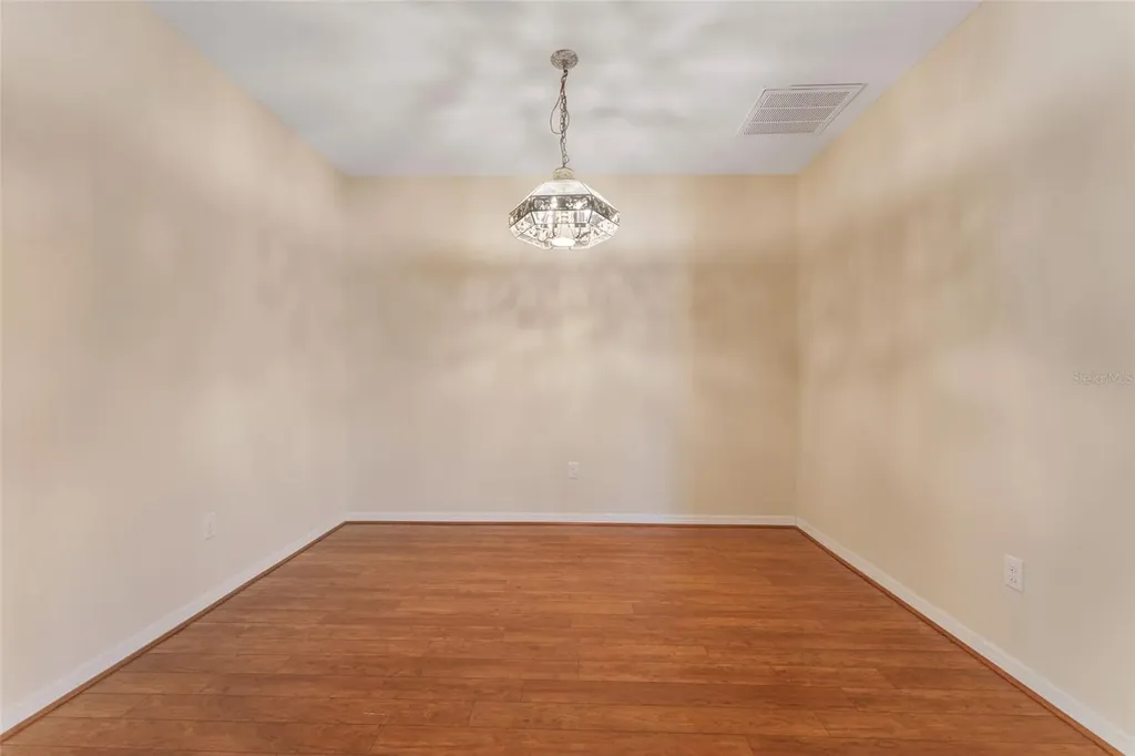 2637 Yukon Cliff Drive Ruskin FL 33570