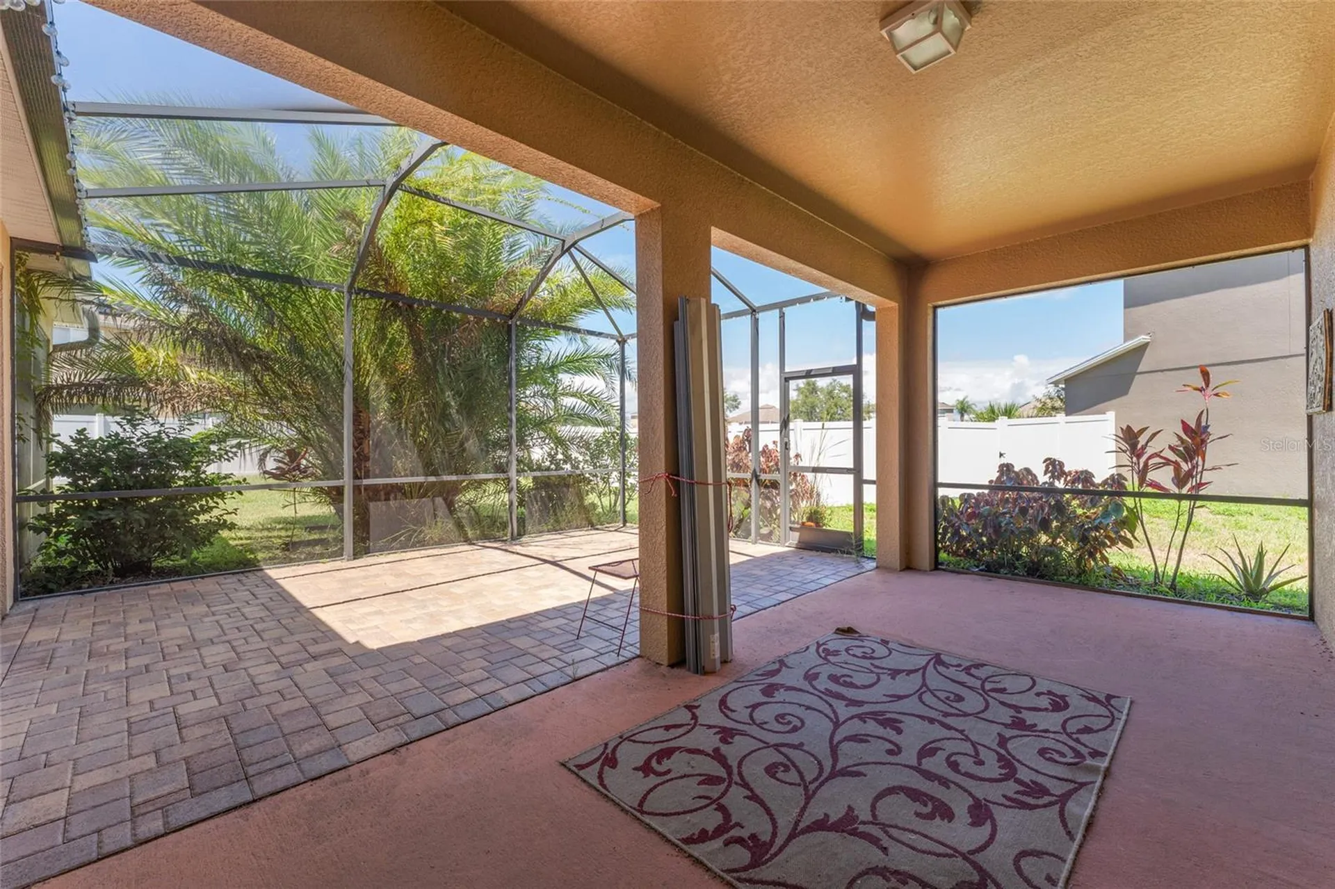 2637 Yukon Cliff Drive Ruskin FL 33570