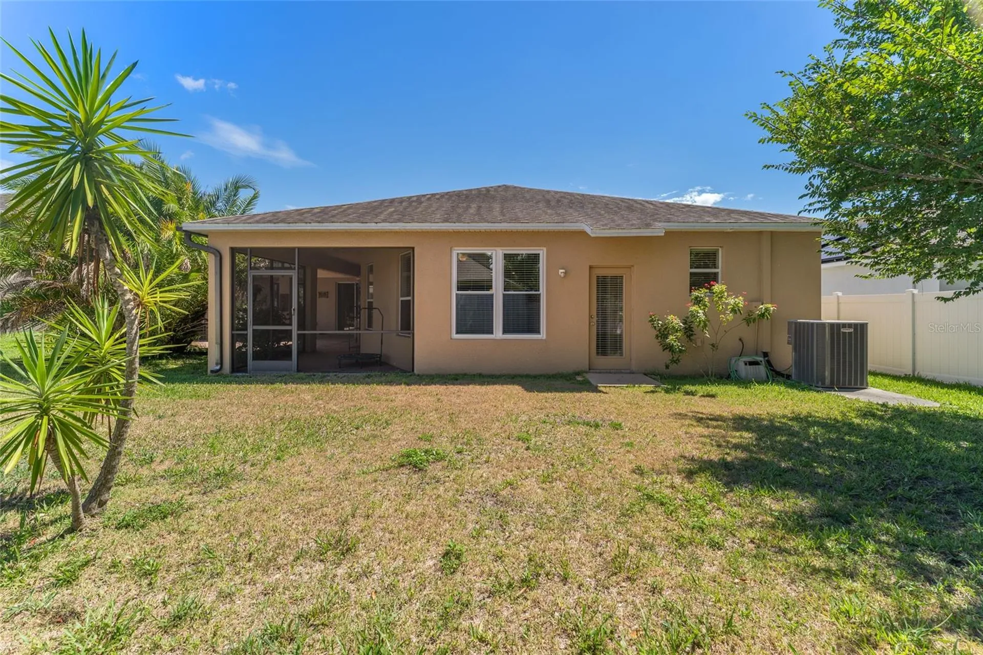 2637 Yukon Cliff Drive Ruskin FL 33570