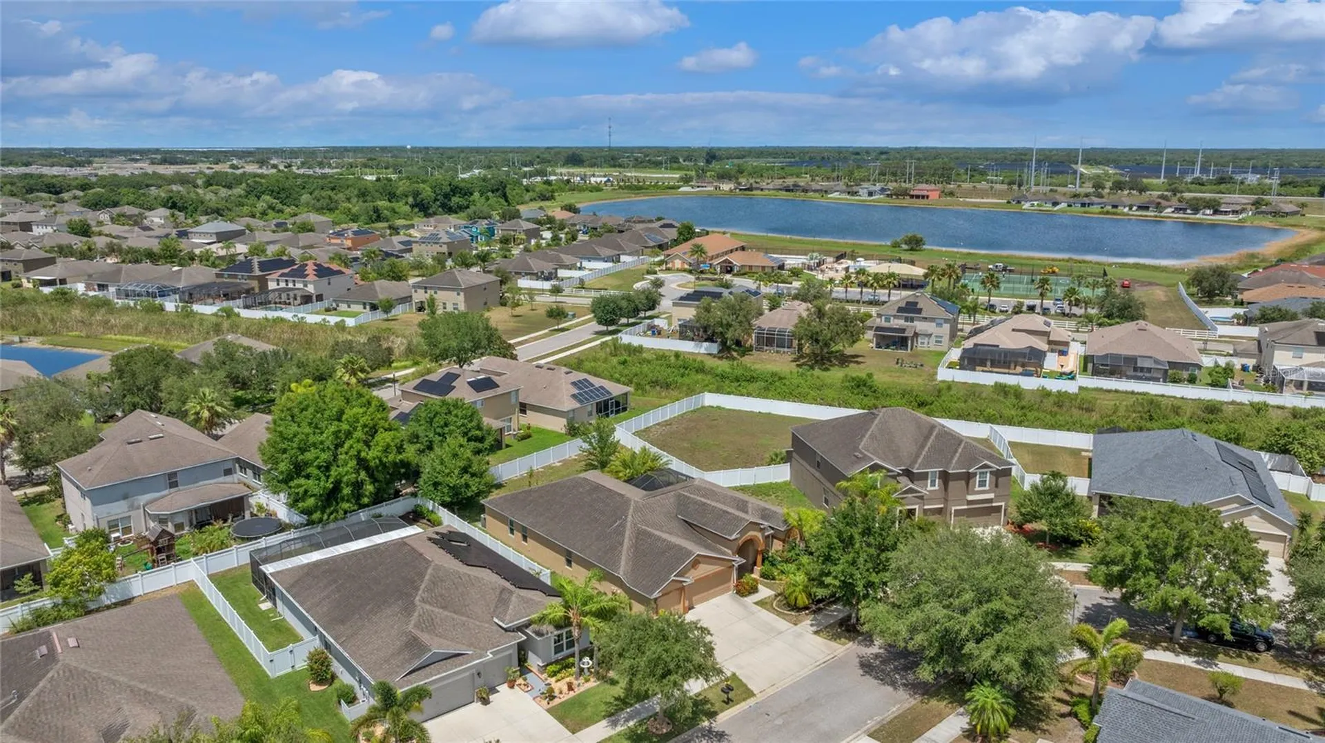 2637 Yukon Cliff Drive Ruskin FL 33570
