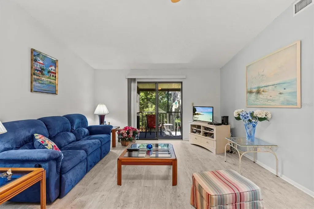 39650 Us Highway 19 N Tarpon Springs FL 34689