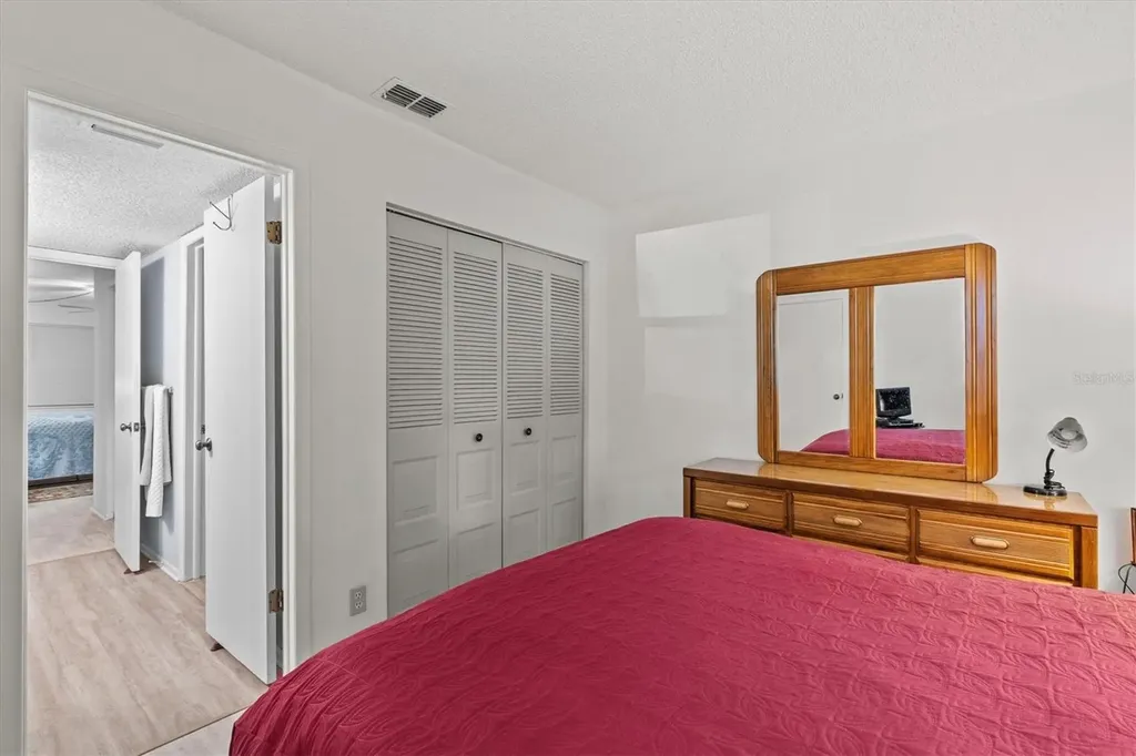 39650 Us Highway 19 N Tarpon Springs FL 34689