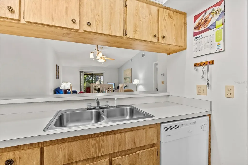 39650 Us Highway 19 N Tarpon Springs FL 34689
