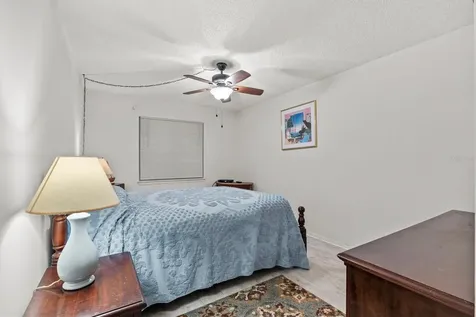 39650 Us Highway 19 N Tarpon Springs FL 34689