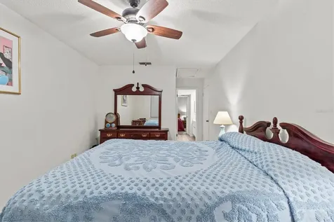 39650 Us Highway 19 N Tarpon Springs FL 34689