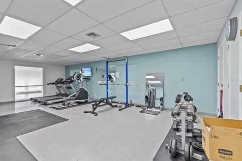 39650 Us Highway 19 N Tarpon Springs FL 34689
