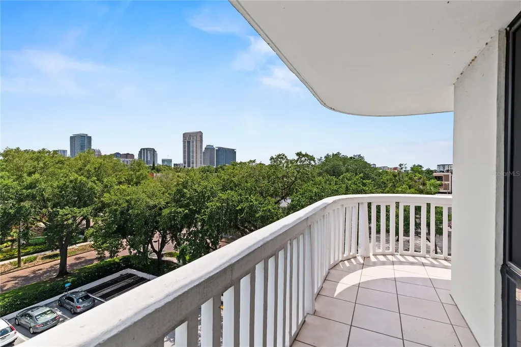 400 E Colonial Drive Orlando FL 32803