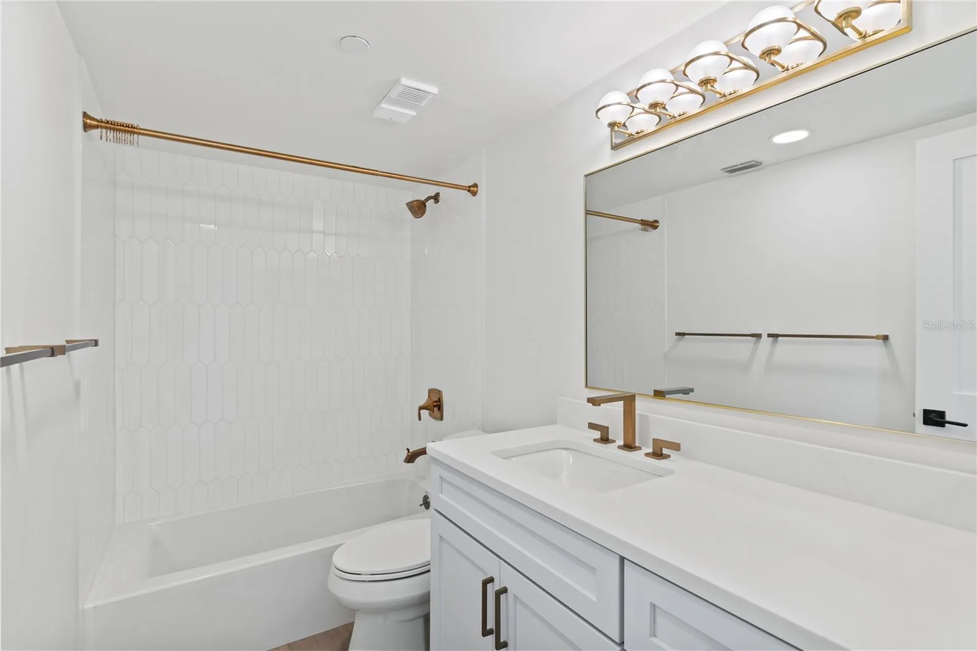 400 E Colonial Drive Orlando FL 32803