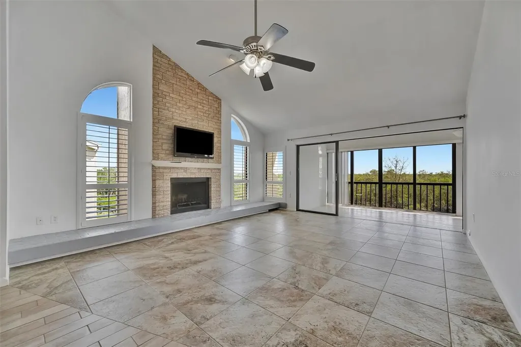 8710 54th Avenue W Bradenton FL 34210