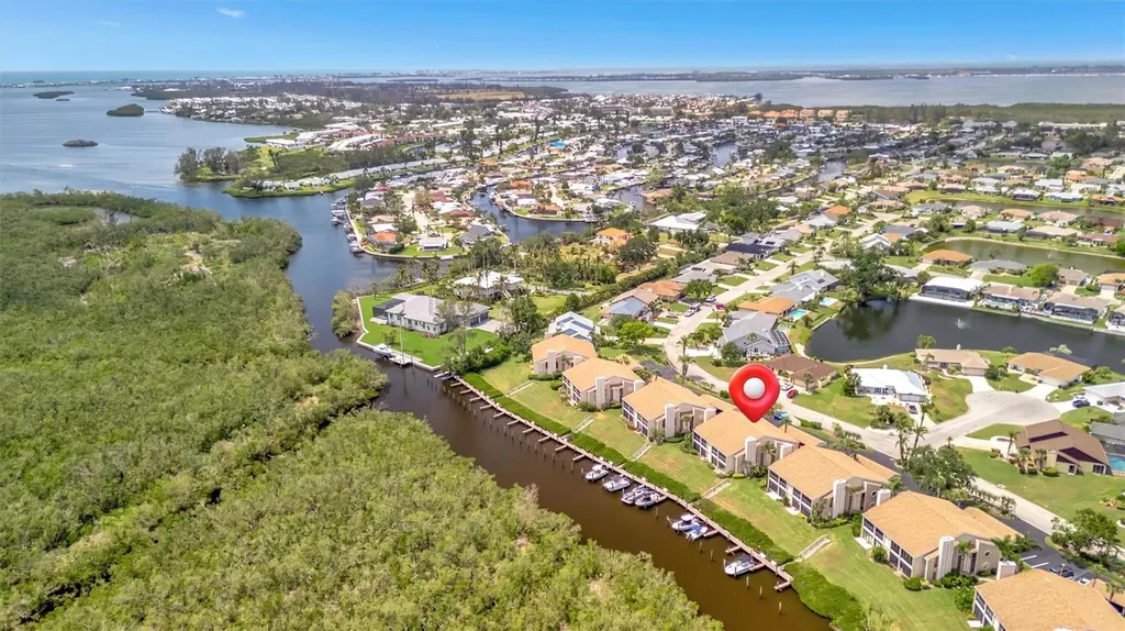 8710 54th Avenue W Bradenton FL 34210