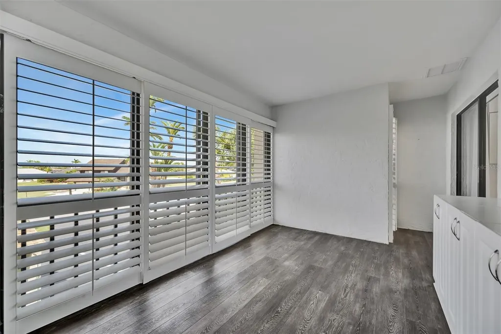 8710 54th Avenue W Bradenton FL 34210