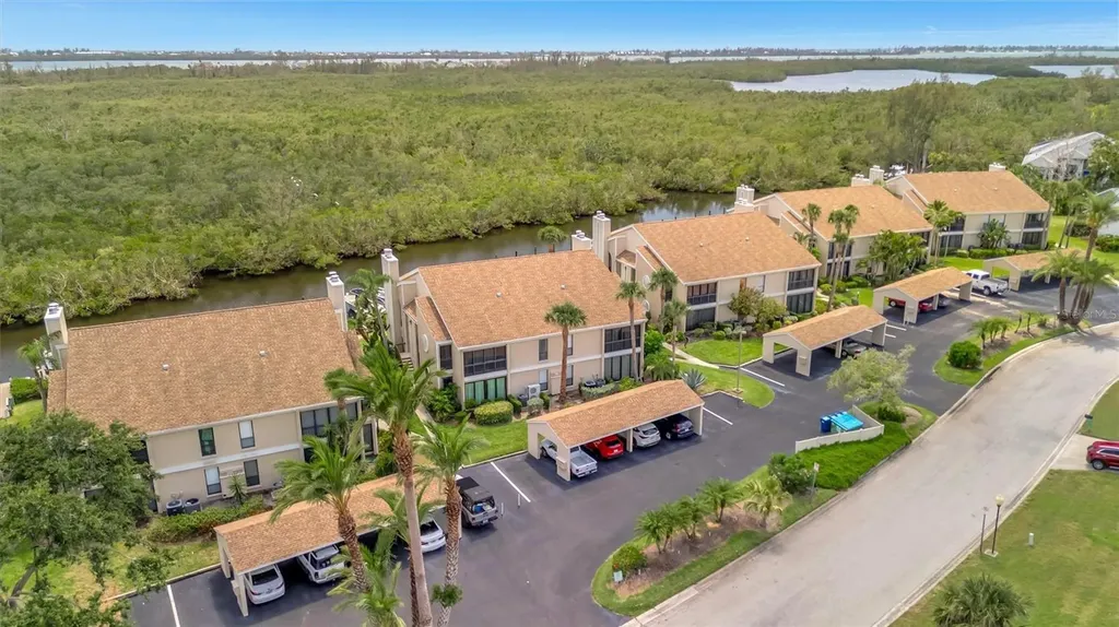 8710 54th Avenue W Bradenton FL 34210