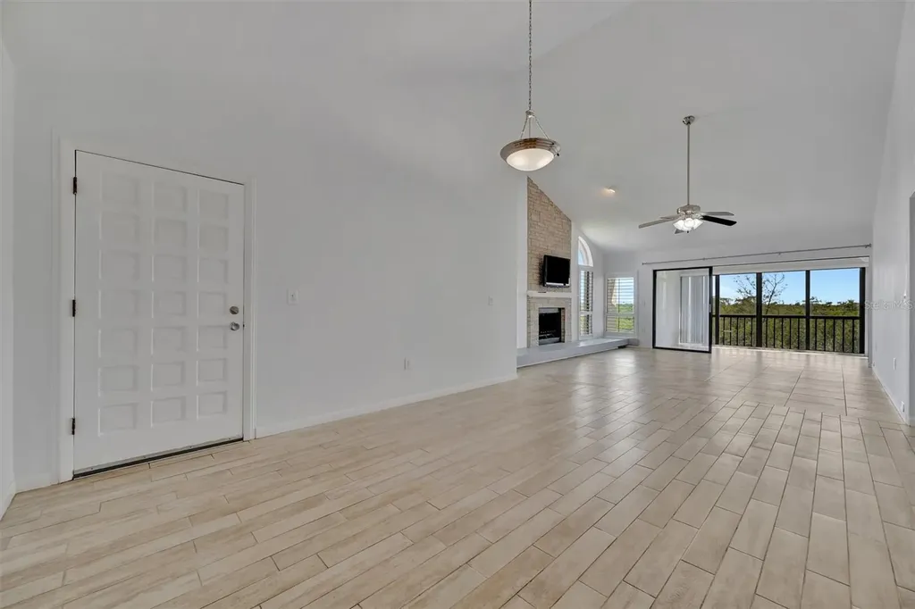 8710 54th Avenue W Bradenton FL 34210