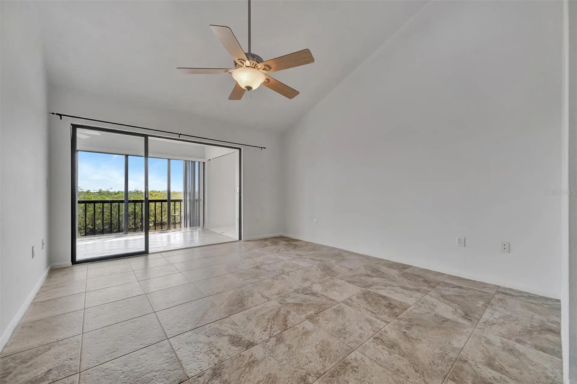 8710 54th Avenue W Bradenton FL 34210