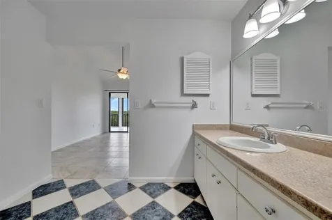 8710 54th Avenue W Bradenton FL 34210