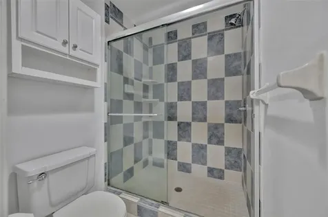 8710 54th Avenue W Bradenton FL 34210