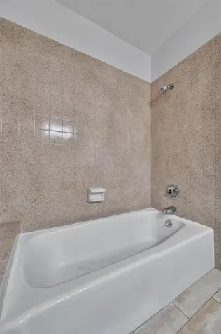 8710 54th Avenue W Bradenton FL 34210