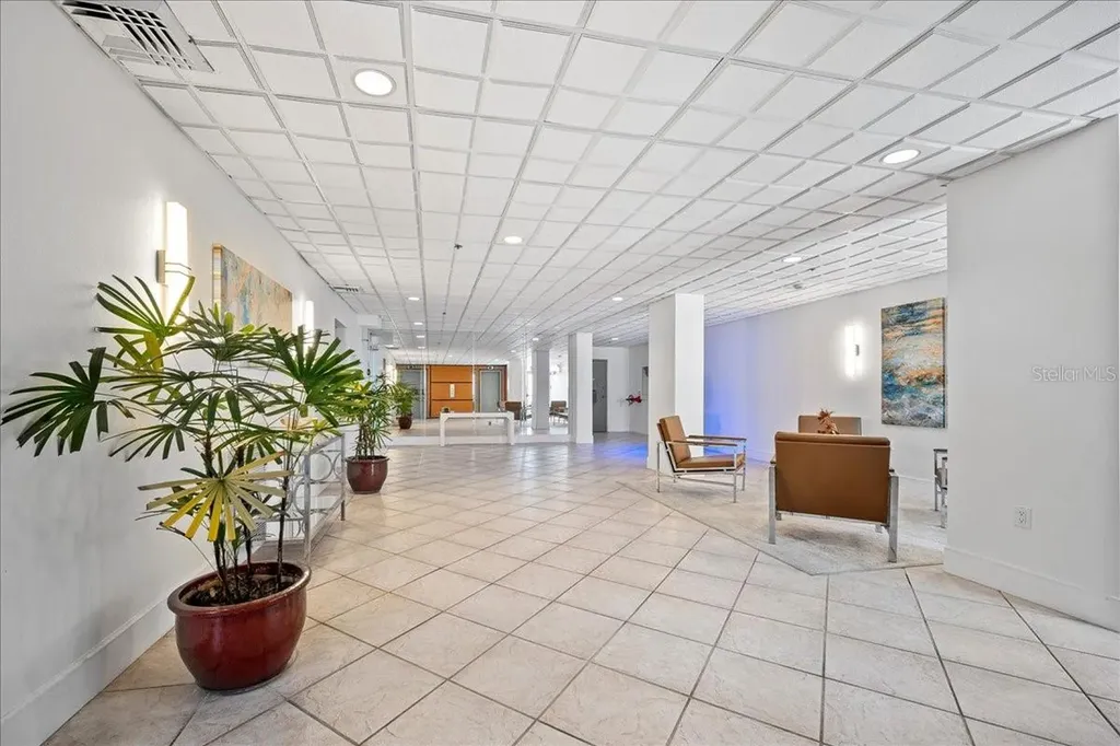 1120 N Shore Drive NE St Petersburg FL 33701