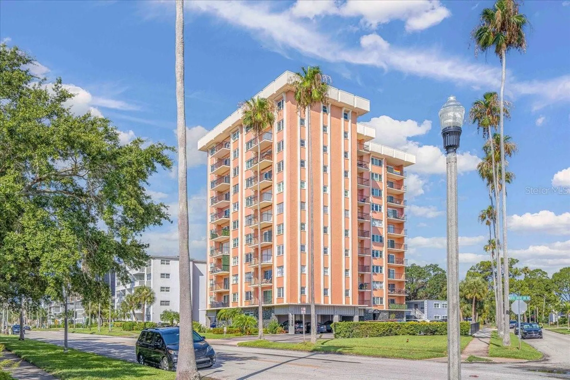 1120 N Shore Drive NE St Petersburg FL 33701