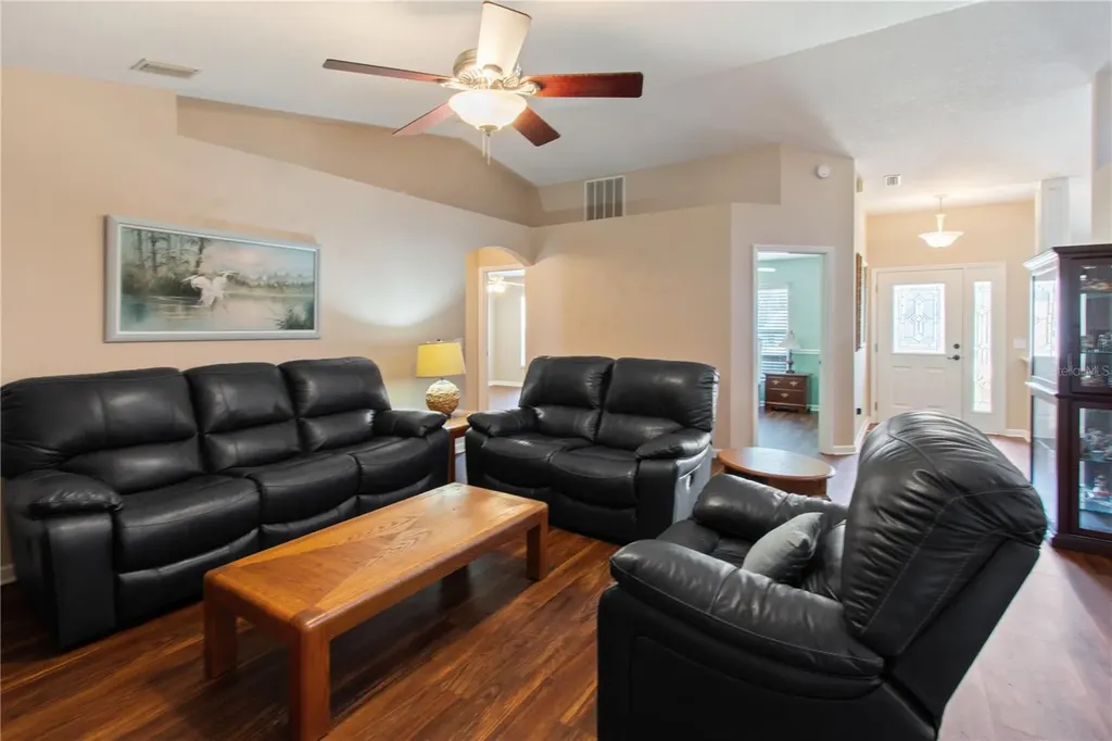 6006 Country Walk Lane Winter Haven FL 33880