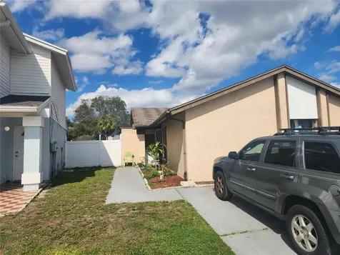 10539 Parkcrest Drive Tampa FL 33624